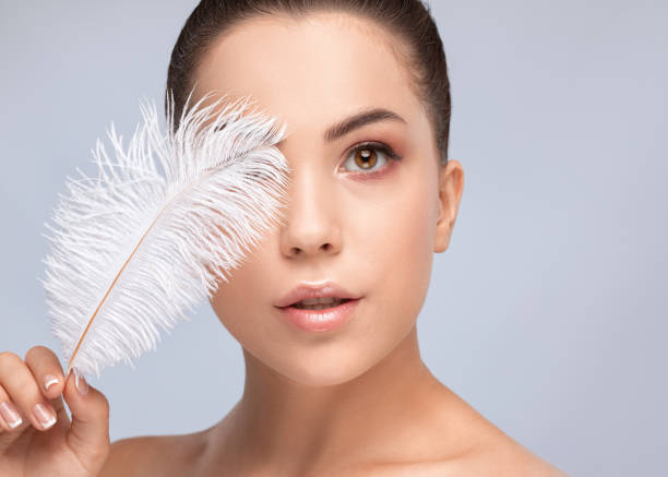 Eyebrow Feathering vs Microblading: Which Technique Is Right For You?