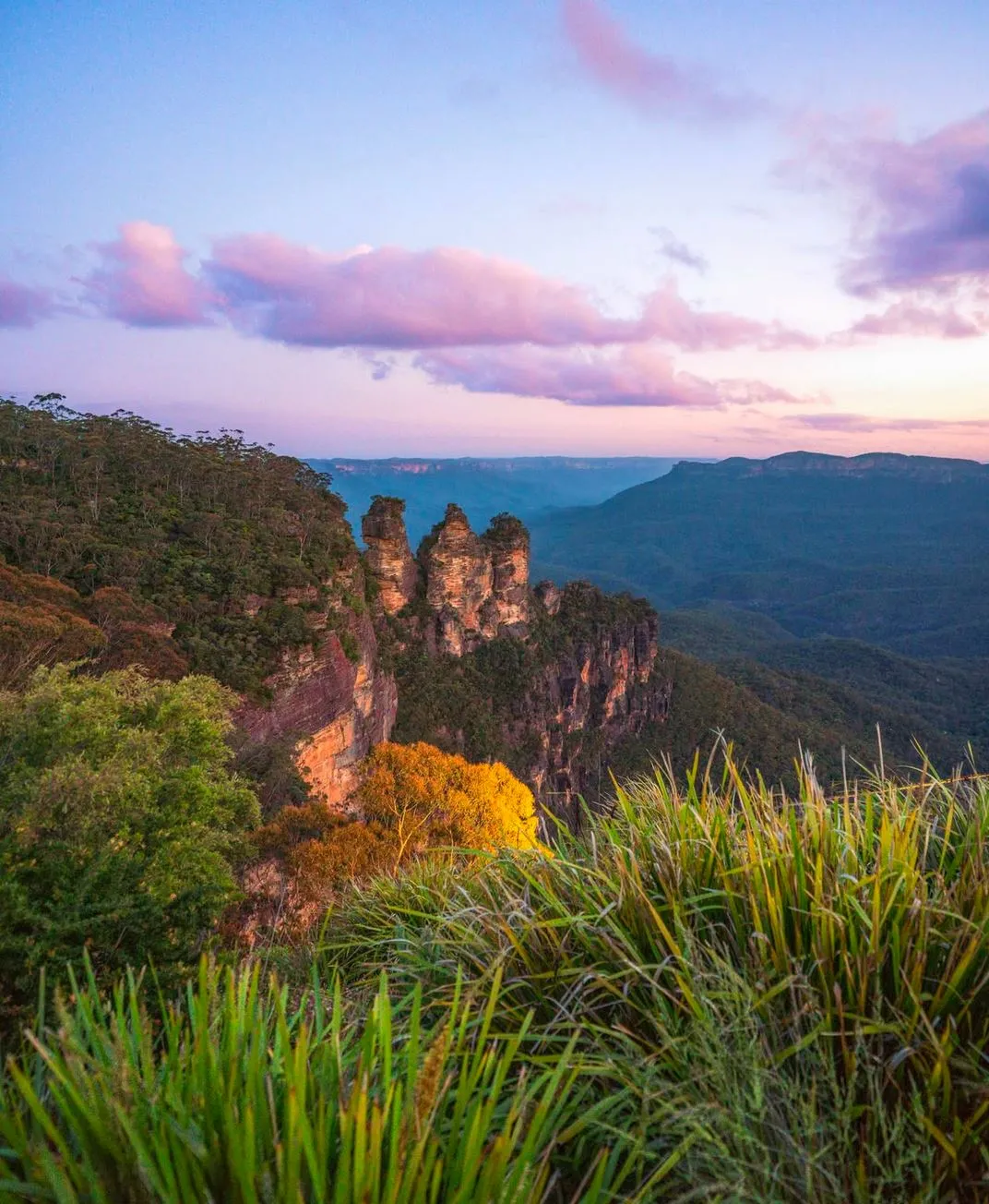 the Three Sisters, the Blue Mountains