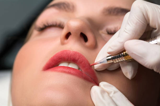 when can you wear lipstick after lip blushing